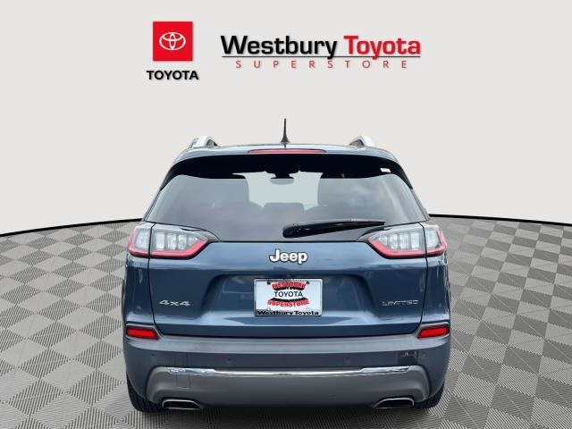 Vehicle image 5 of 37