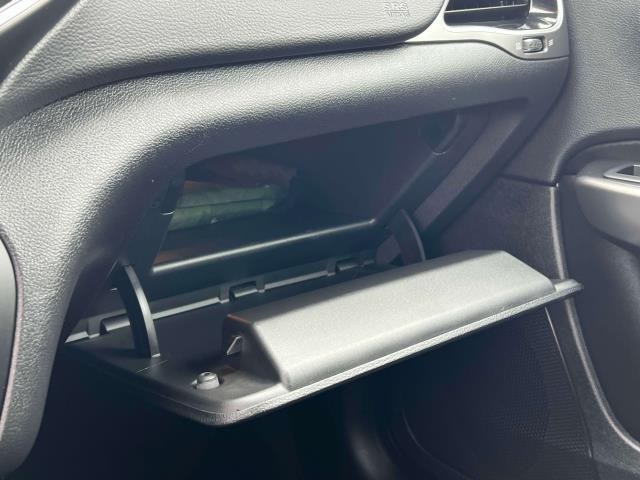 Vehicle image 23 of 37
