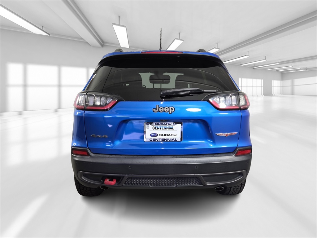 Vehicle image 5 of 40