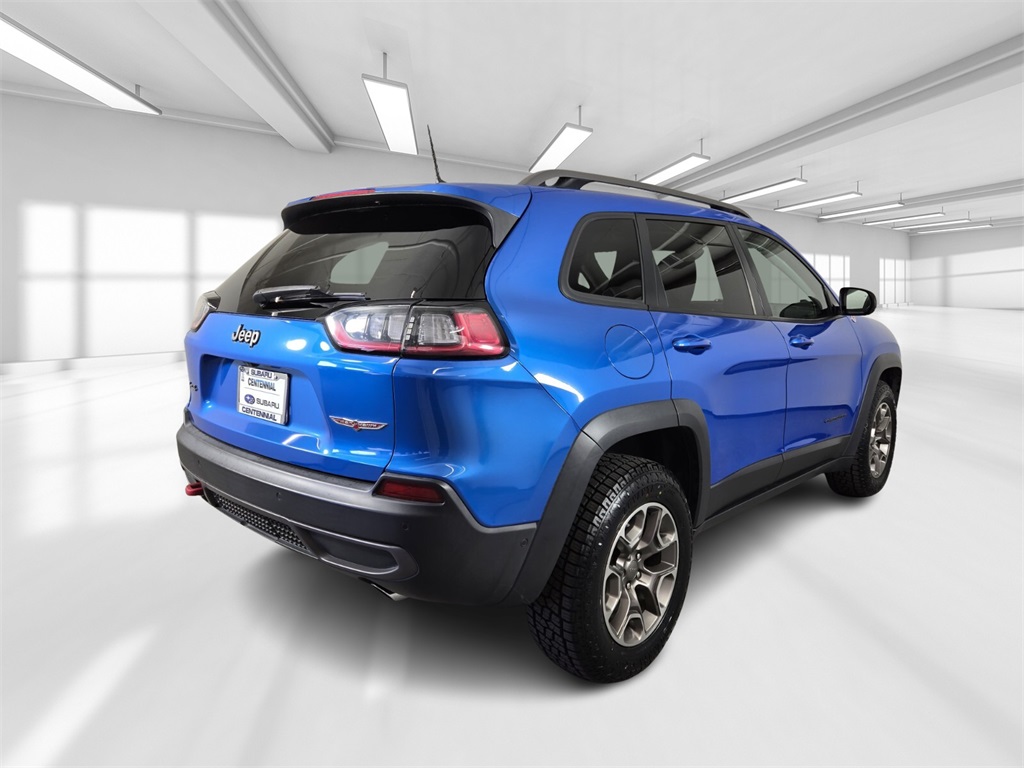 Vehicle image 4 of 40
