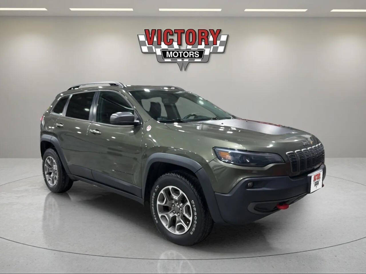 2020 Jeep Cherokee Trailhawk Image 3 of 41
