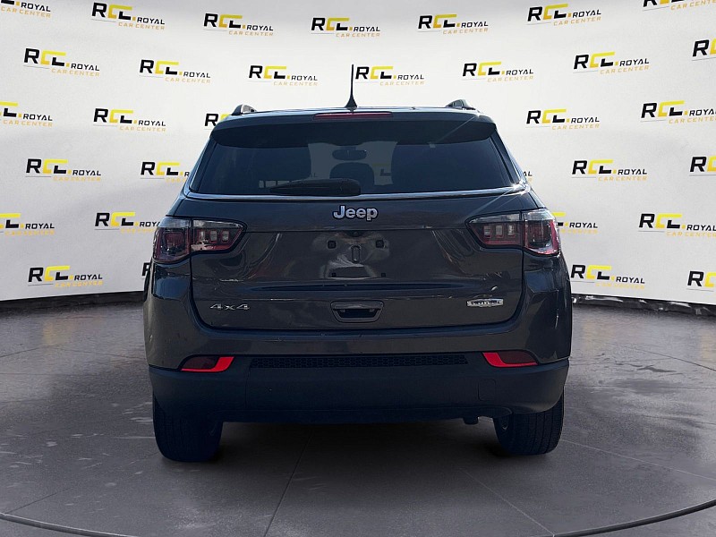 2020 Jeep Compass Latitude Image 6 of 29