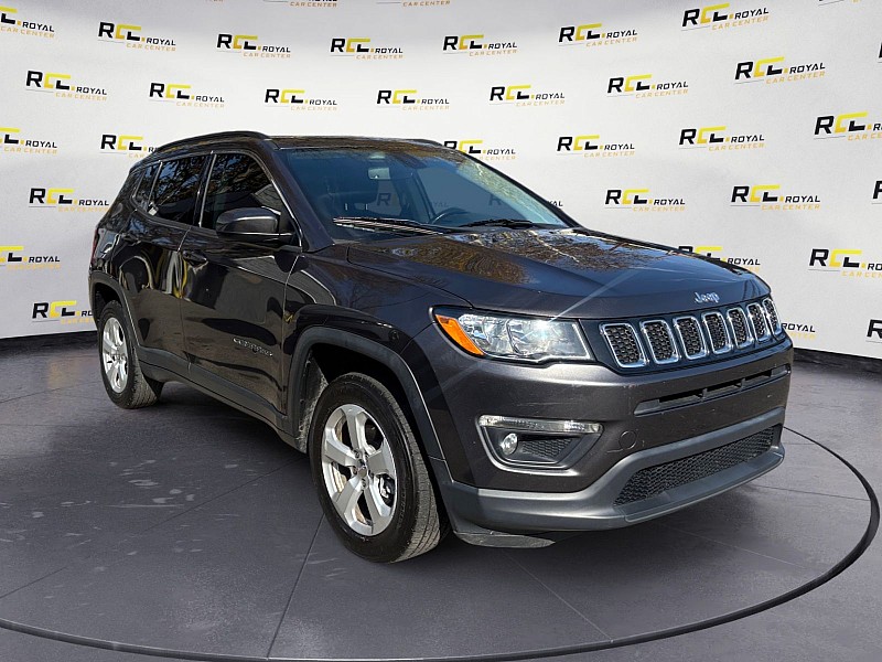 2020 Jeep Compass Latitude Image 3 of 29