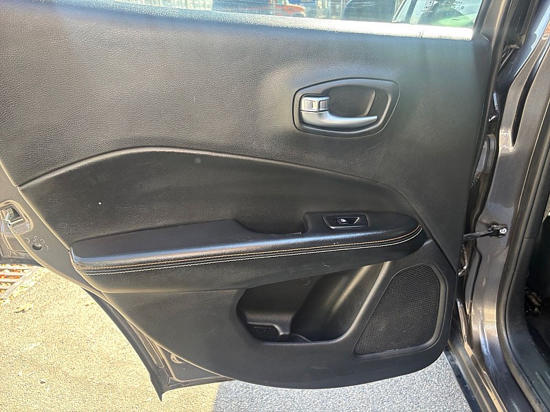 2020 Jeep Compass Latitude Image 23 of 29