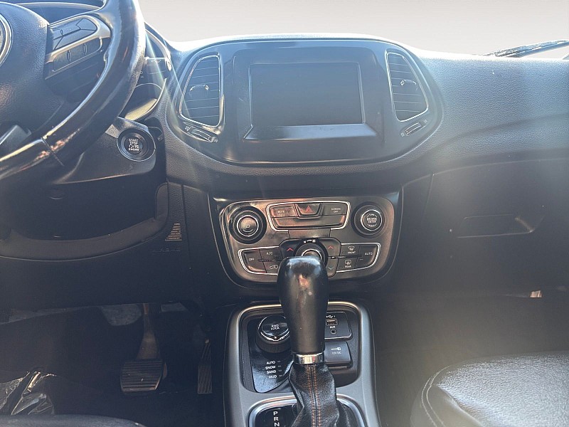 2020 Jeep Compass Latitude Image 25 of 29