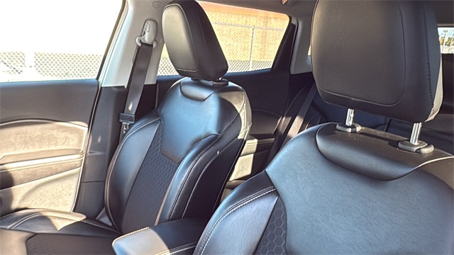 2020 Jeep Compass Latitude Image 14 of 28