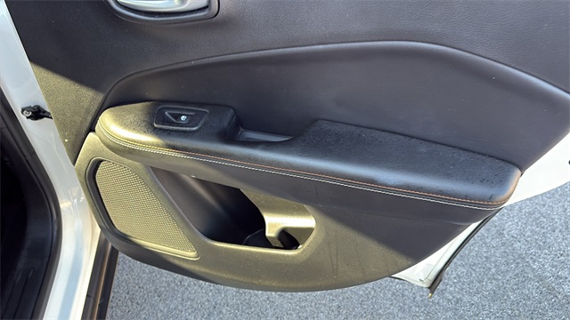 2020 Jeep Compass Latitude Image 25 of 28