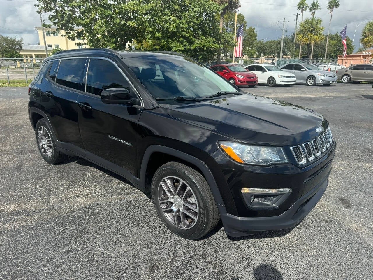 Vehicle image 5 of 44