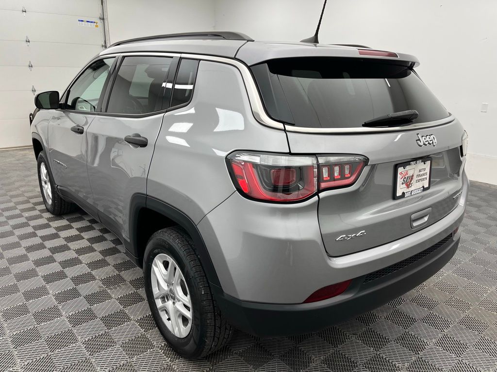 2020 Jeep Compass Sport Image 6 of 32