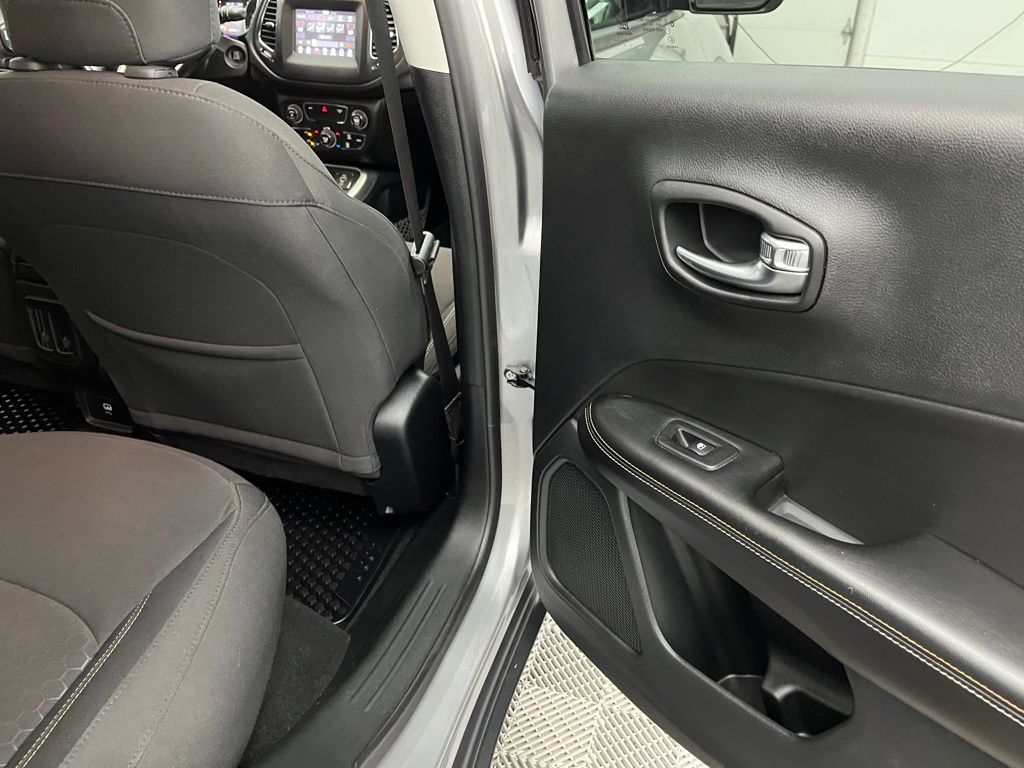 2020 Jeep Compass Sport Image 32 of 32