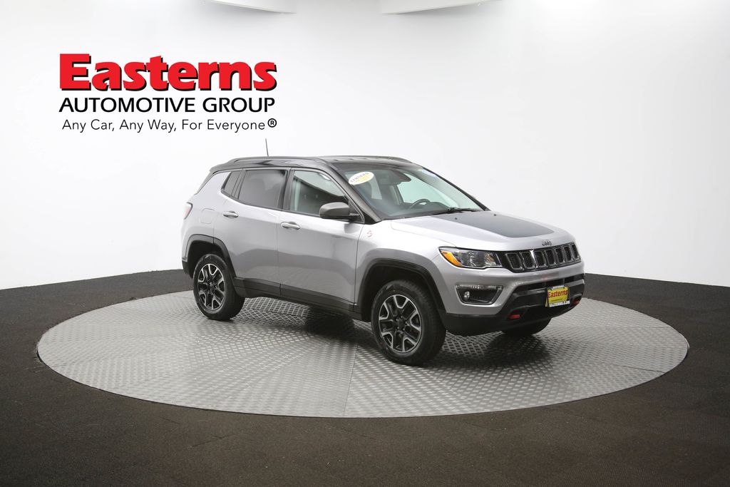 Vehicle image 11 of 61
