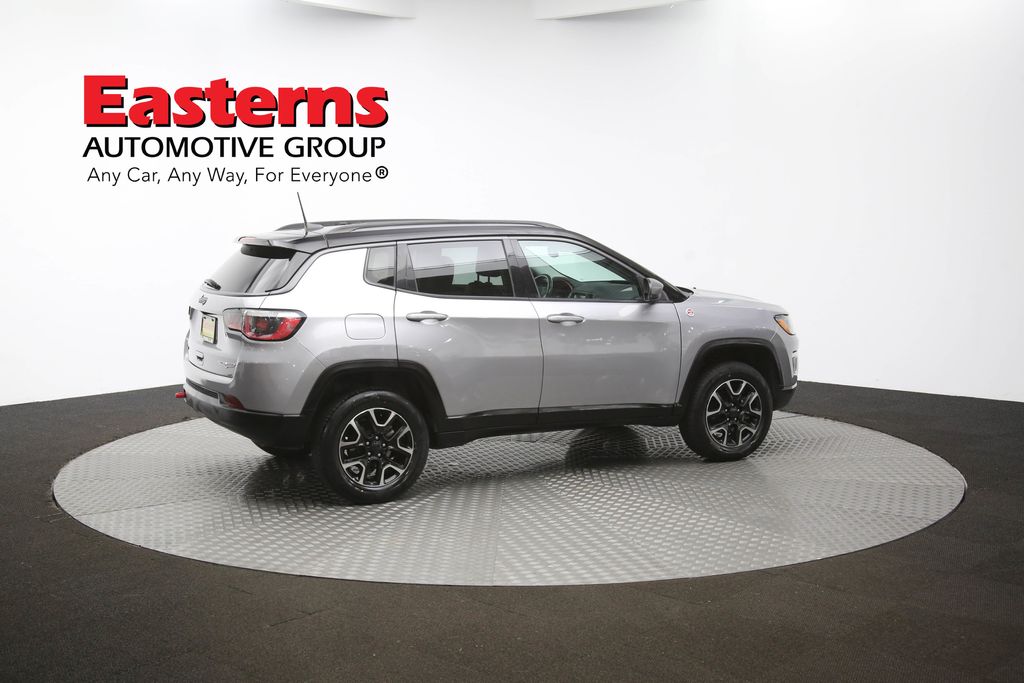 Vehicle image 21 of 61