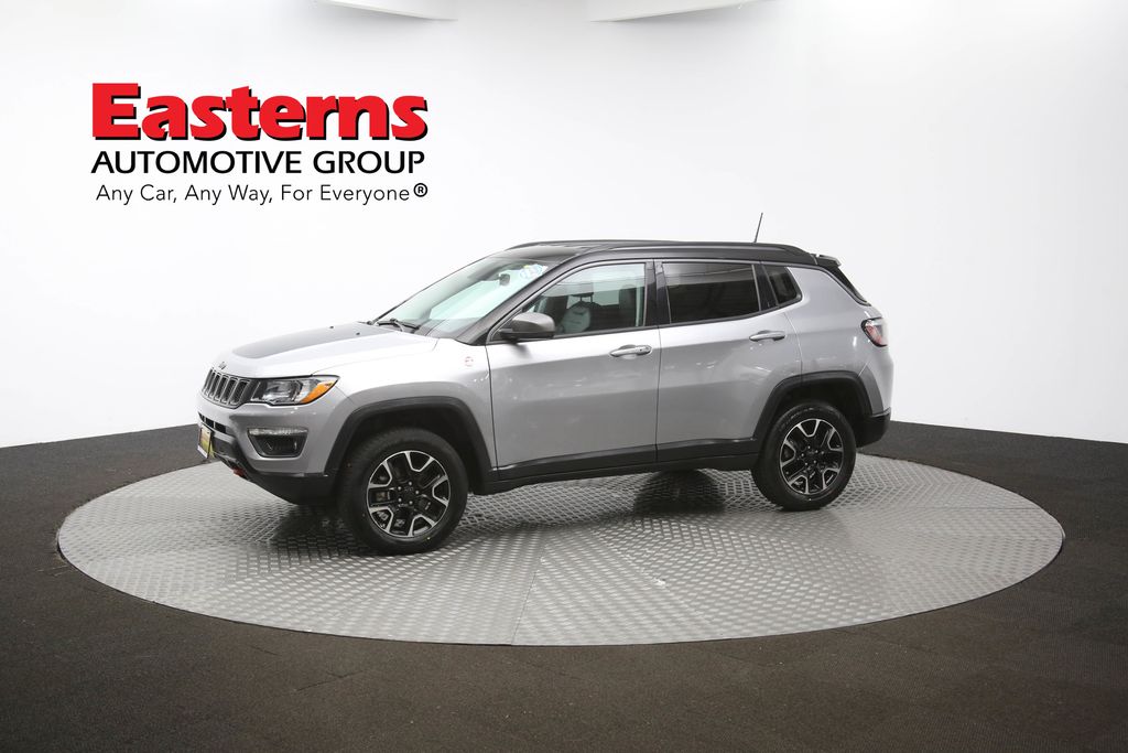 Vehicle image 2 of 61
