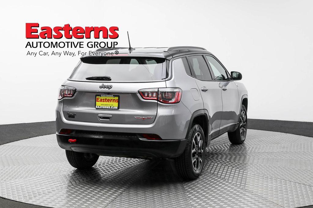 Vehicle image 23 of 61