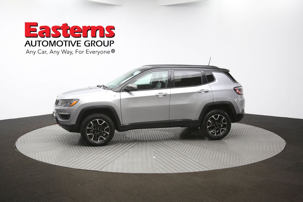 Vehicle image 36 of 61