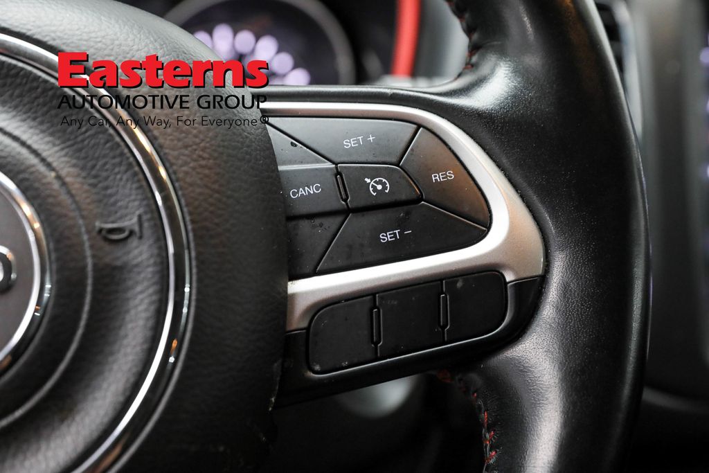 Vehicle image 46 of 61