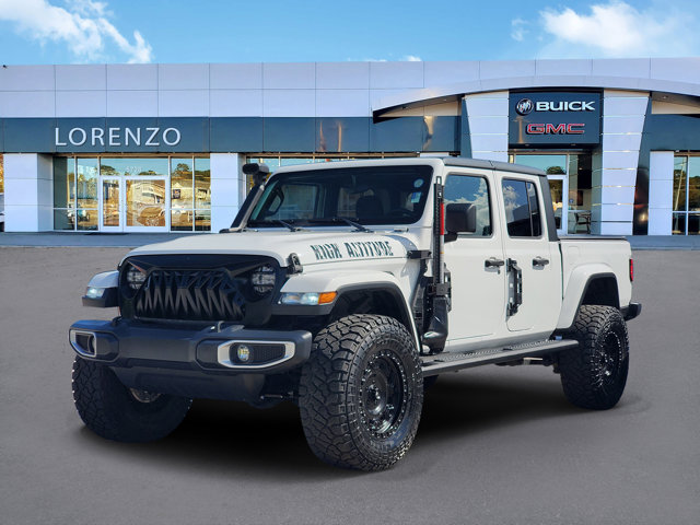 2020 Jeep Gladiator Altitude Image 1 of 37