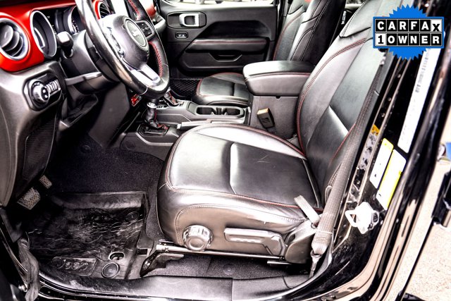 Vehicle image 25 of 28
