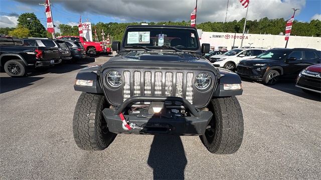 Vehicle image 8 of 29
