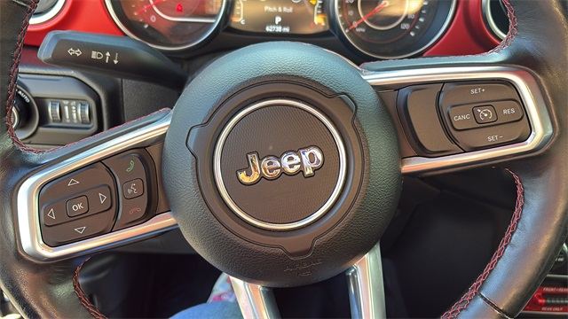 Vehicle image 16 of 29