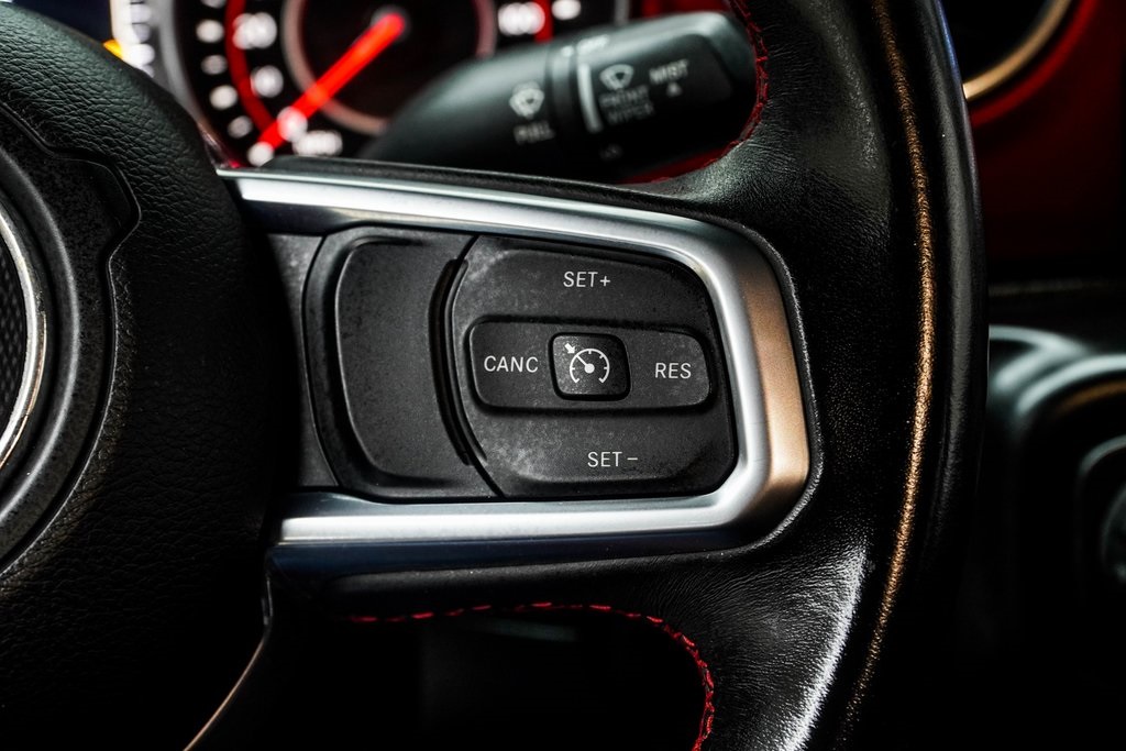 Vehicle image 28 of 36