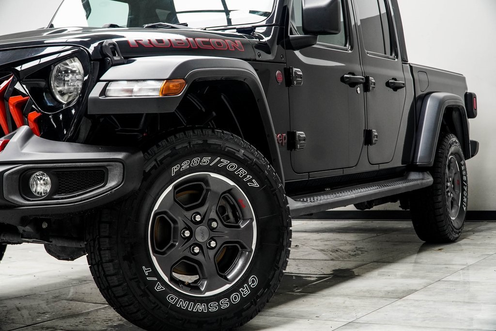 Vehicle image 10 of 36