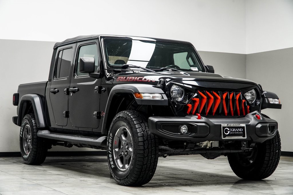 Vehicle image 4 of 36