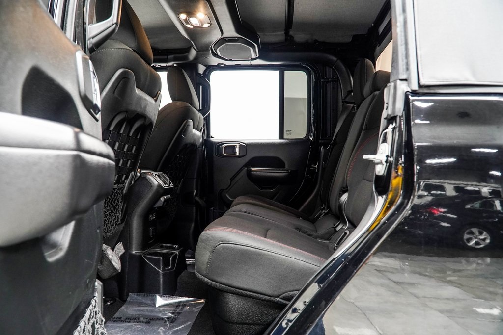 Vehicle image 34 of 36