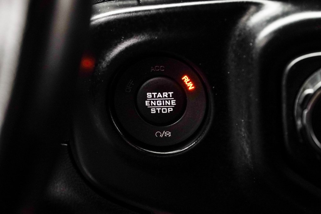 Vehicle image 23 of 36