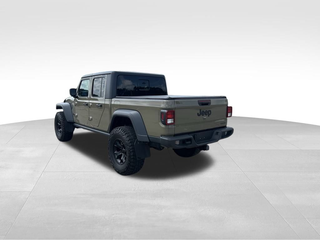 Vehicle image 5 of 20