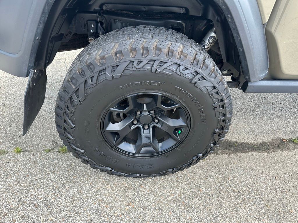 Vehicle image 6 of 20
