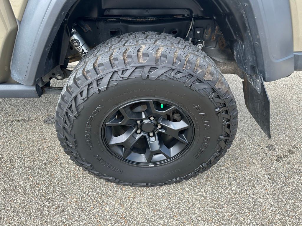 Vehicle image 7 of 20