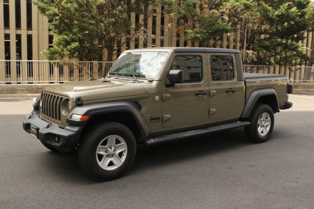 2020 Jeep Gladiator Sport S Image 1 of 34