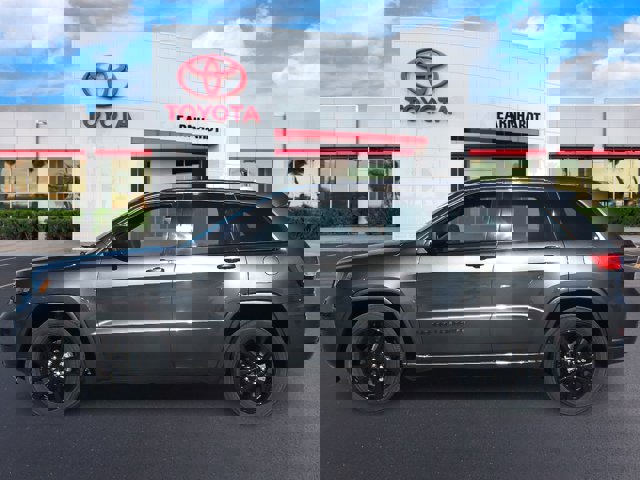 Vehicle image 7 of 22