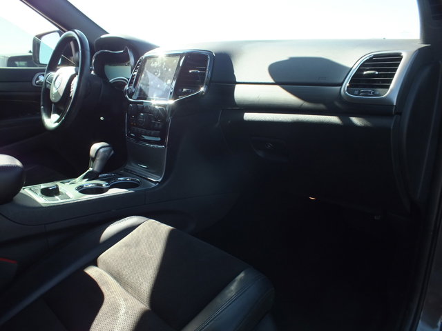 Vehicle image 16 of 22