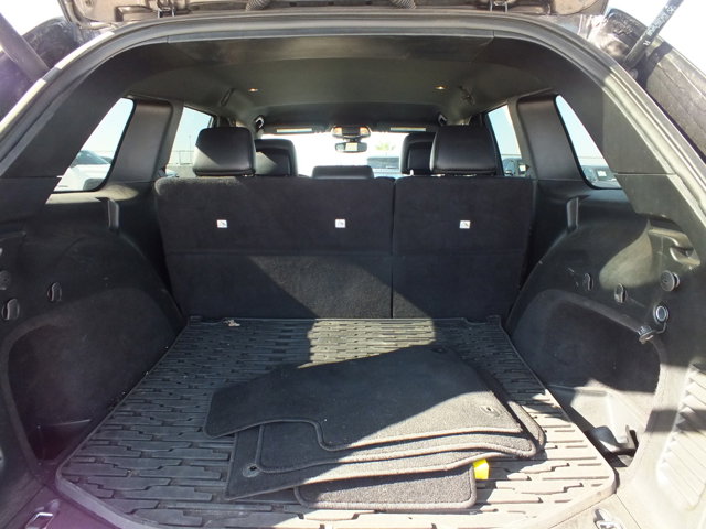 Vehicle image 9 of 22