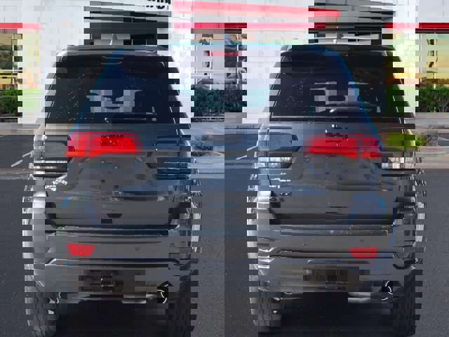 Vehicle image 5 of 22