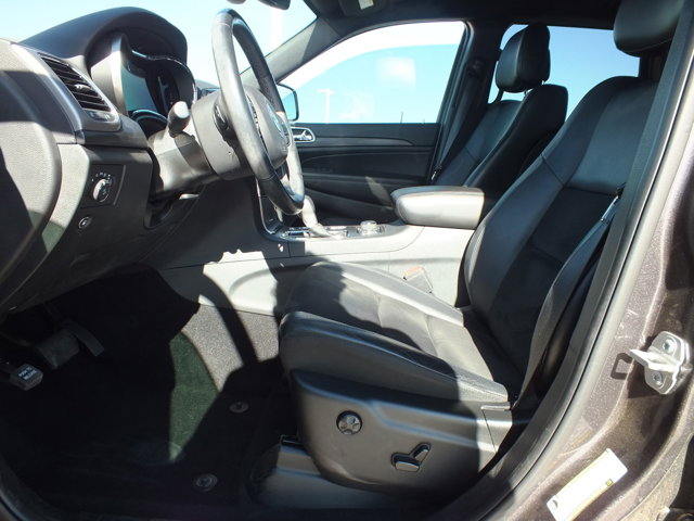 Vehicle image 14 of 22