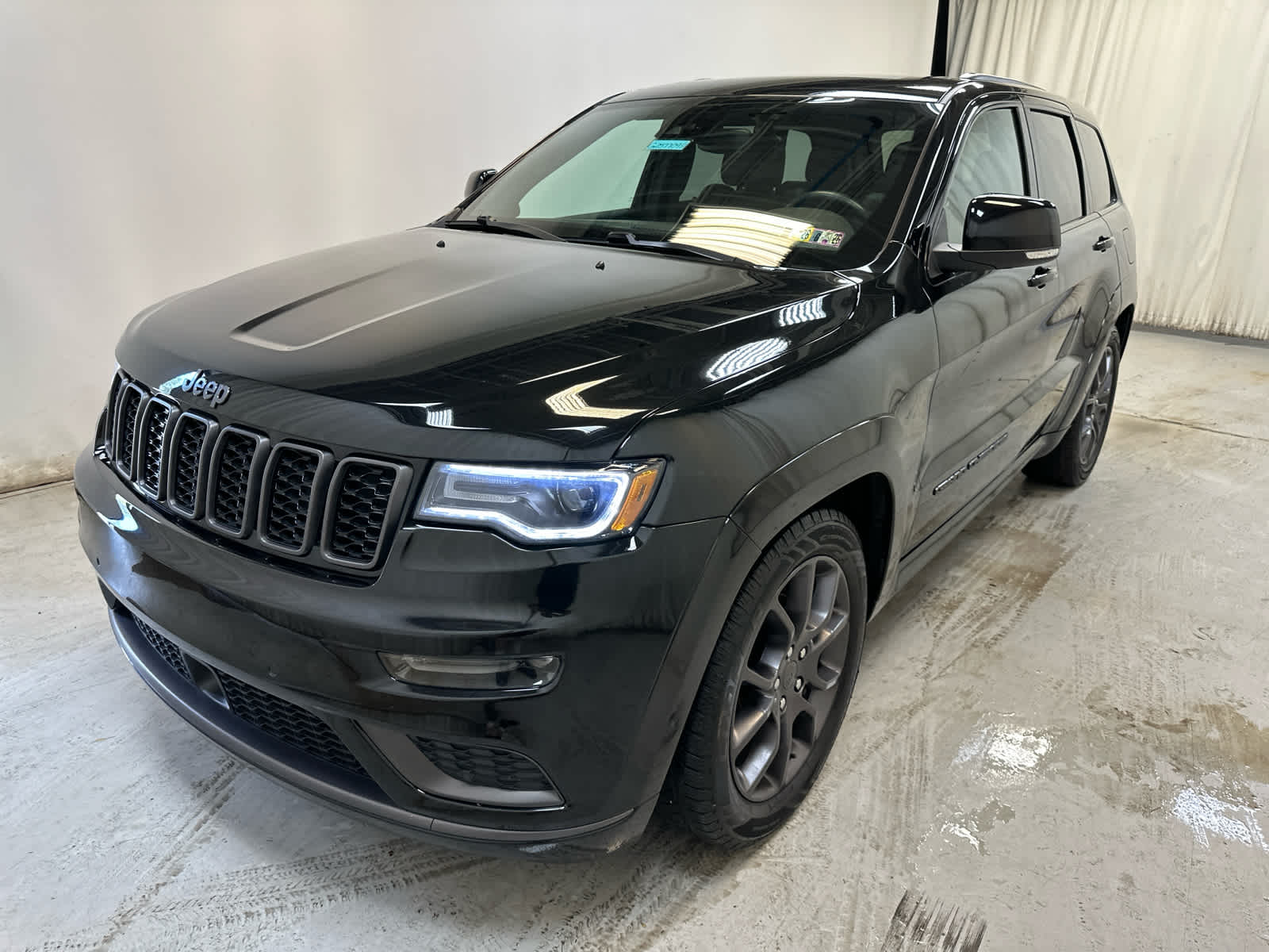 Vehicle image 1 of 30