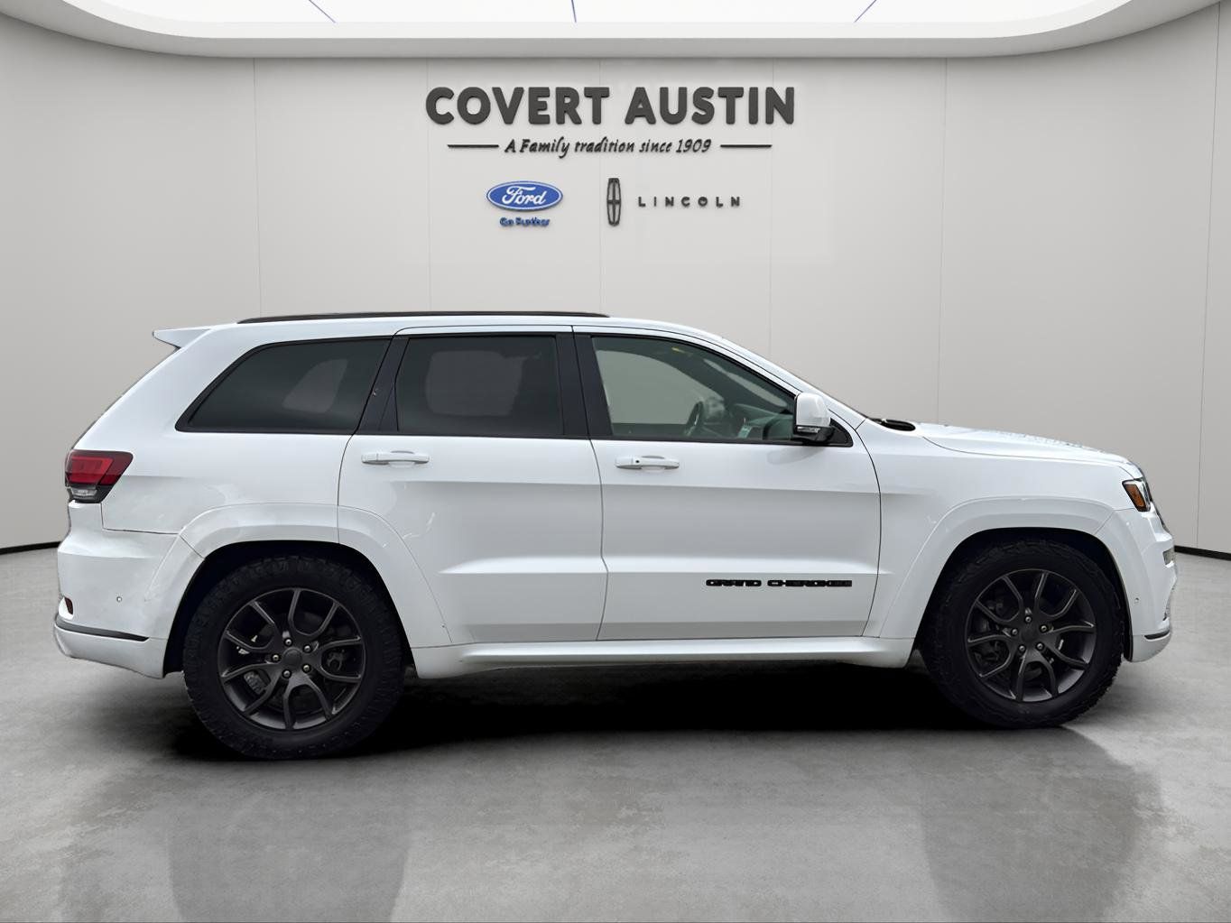 Vehicle image 5 of 31