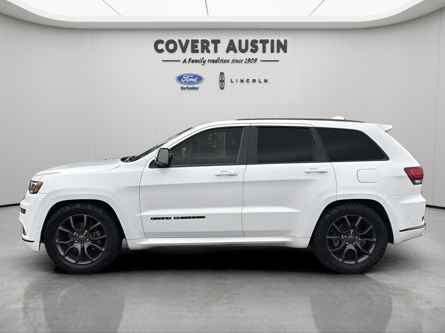 Vehicle image 9 of 31