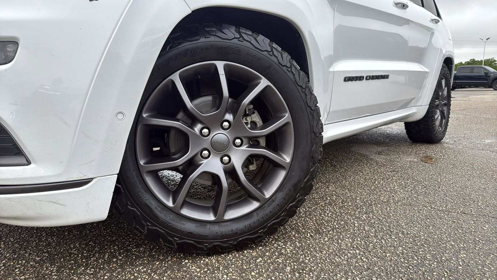 Vehicle image 11 of 31
