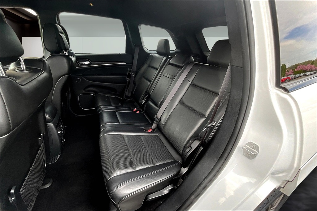 Vehicle image 26 of 41