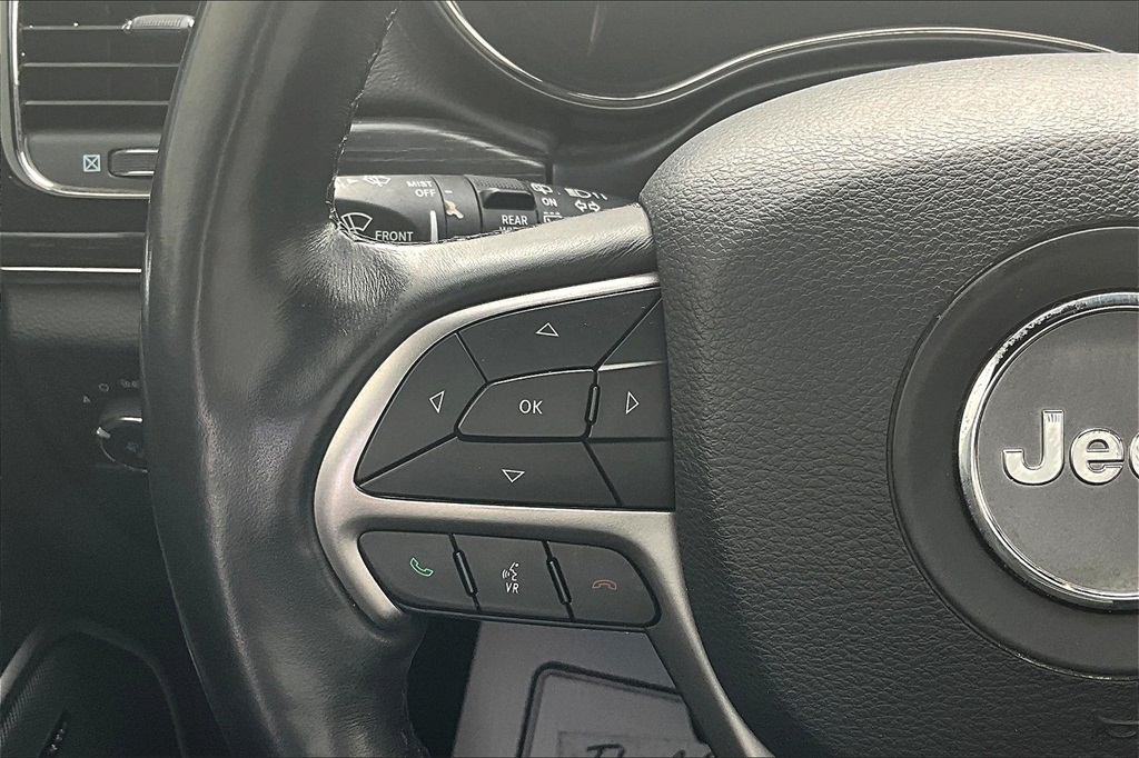 Vehicle image 18 of 41