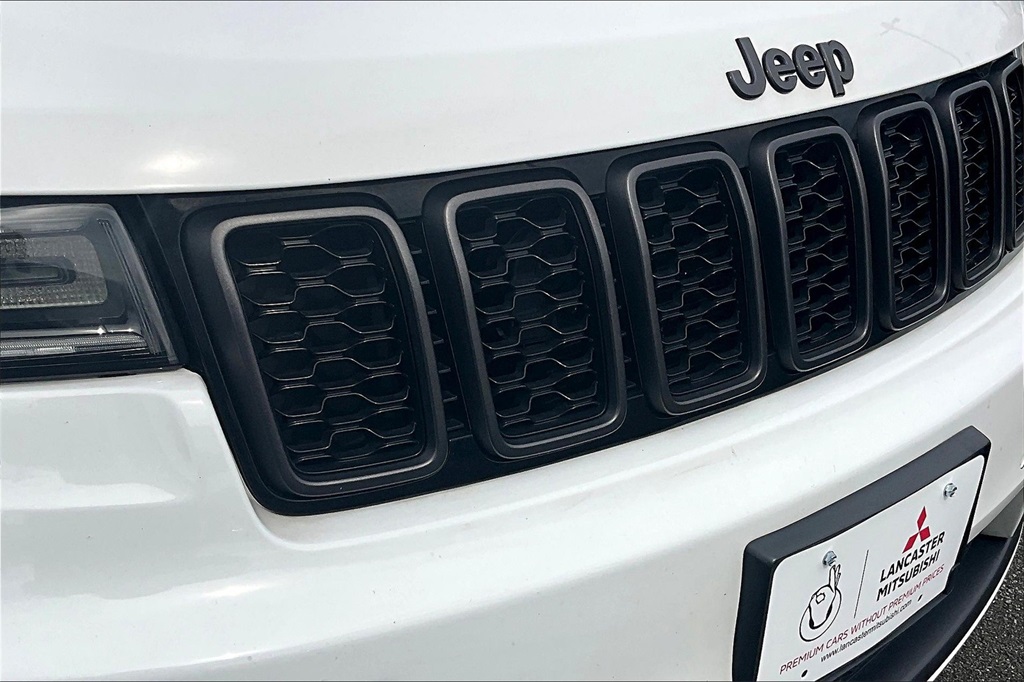 Vehicle image 28 of 41