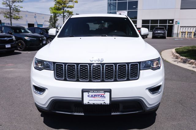 2020 Jeep Grand Cherokee Laredo Image 2 of 81