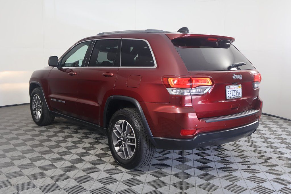 Vehicle image 6 of 17