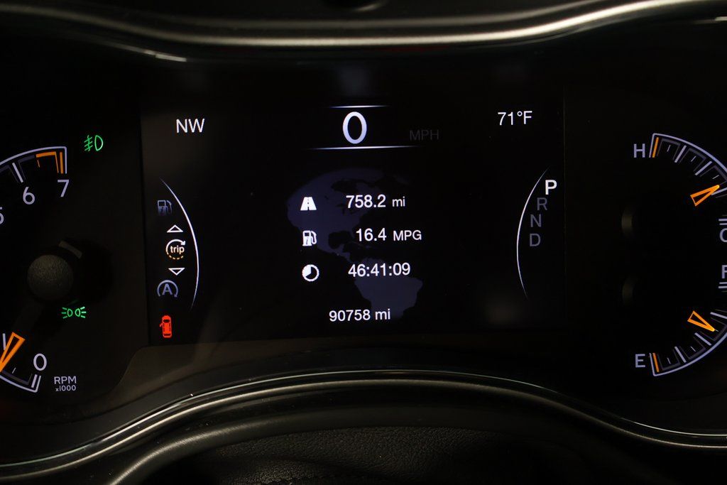 Vehicle image 17 of 17