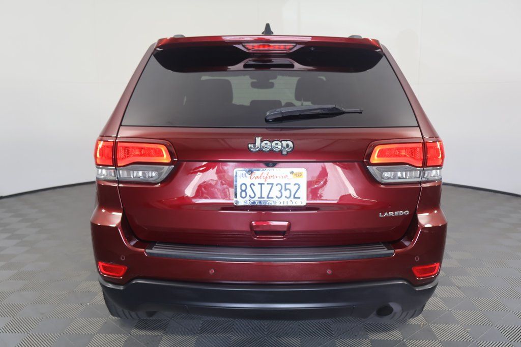 Vehicle image 5 of 17