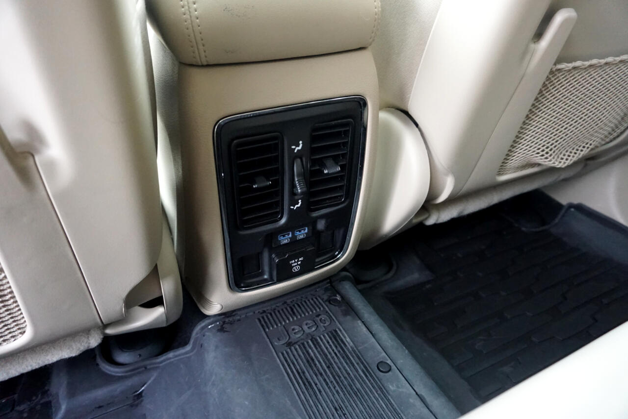 Vehicle image 13 of 30